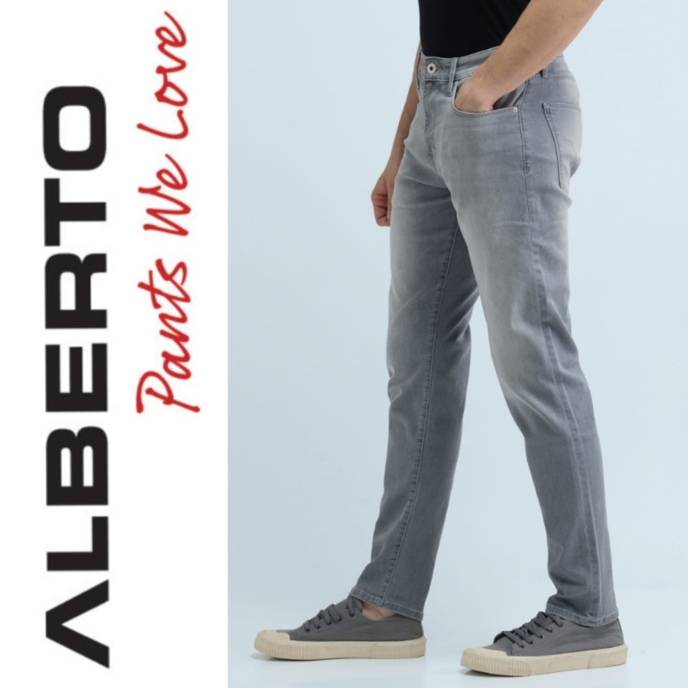 Like New! Alberto STONE Modern Fit Light Denim Jeans